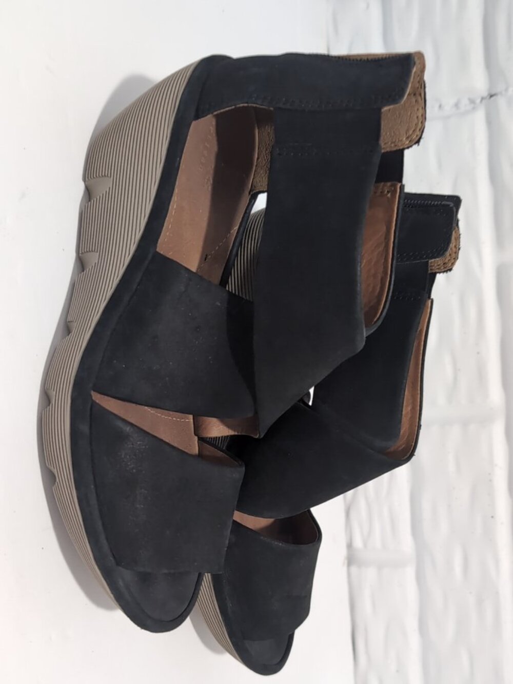 Clarks Artisan Clarene Galmor Sandals Women's Size 8 Black Leather Wedge Sandal